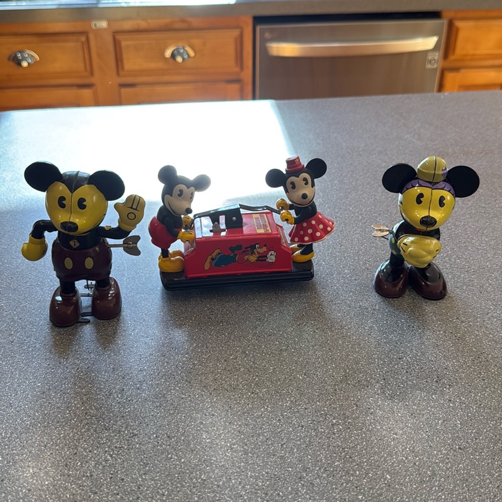 Mickey Mouse Wind-Up Toys